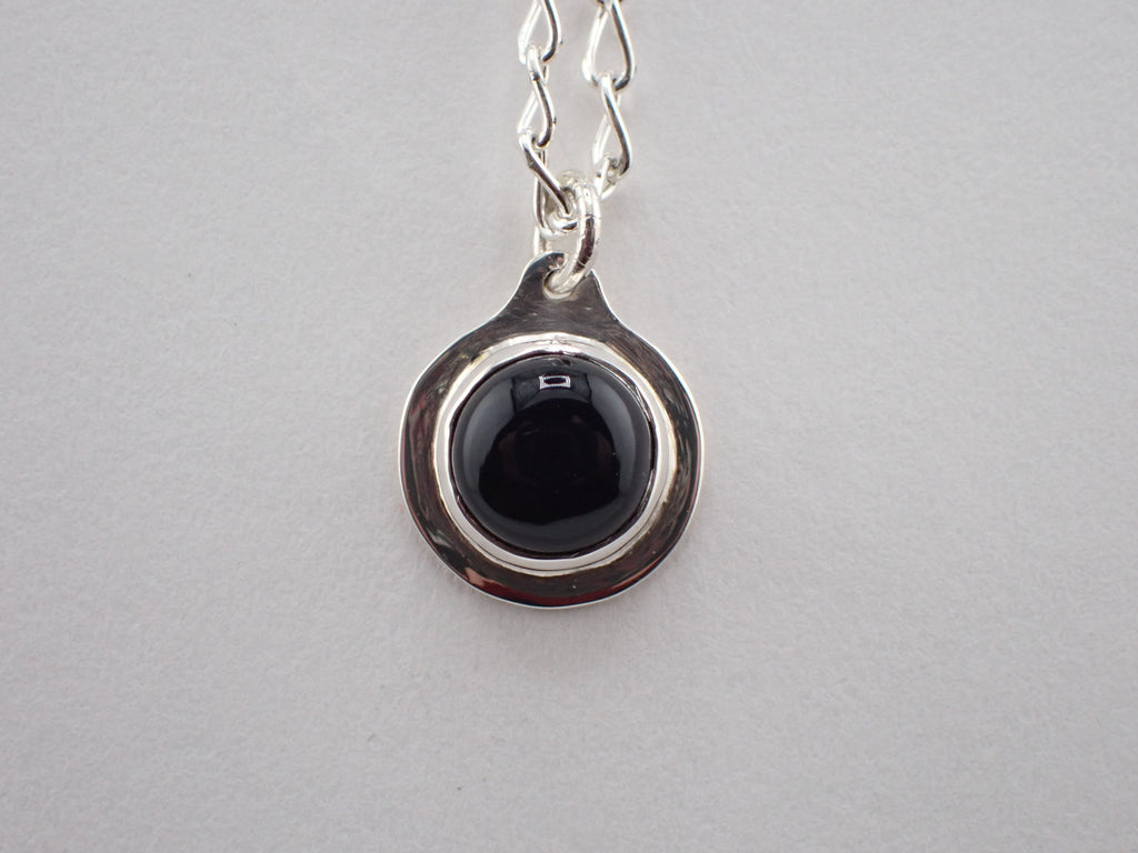 Sterling Silver with Onyx pendant