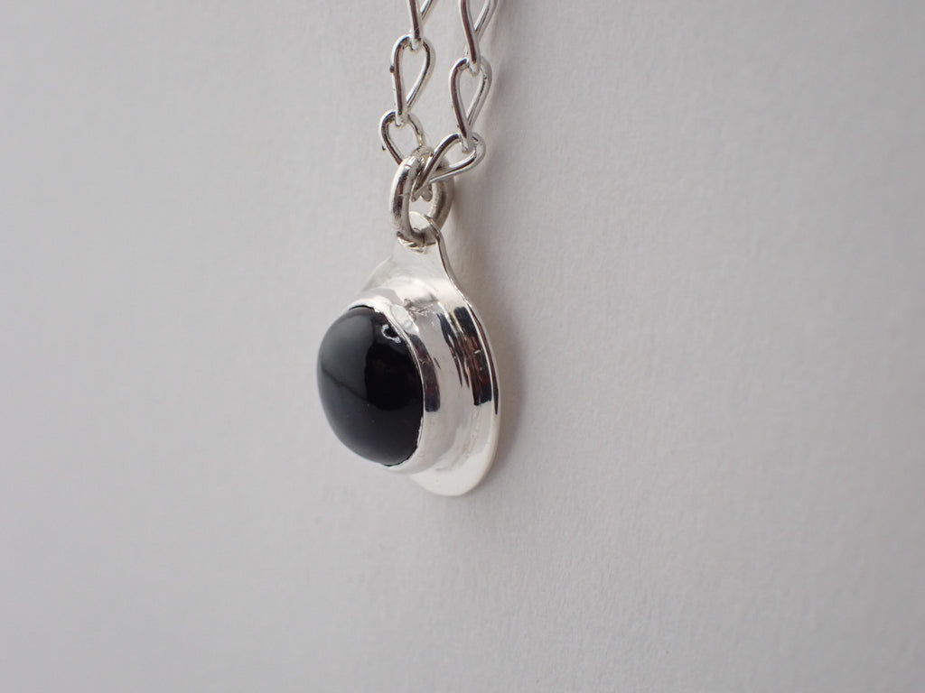 Sterling Silver with Onyx pendant